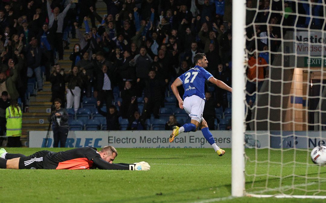 Late winner gives Spireites victory