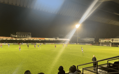 Spireites win at Dagenham
