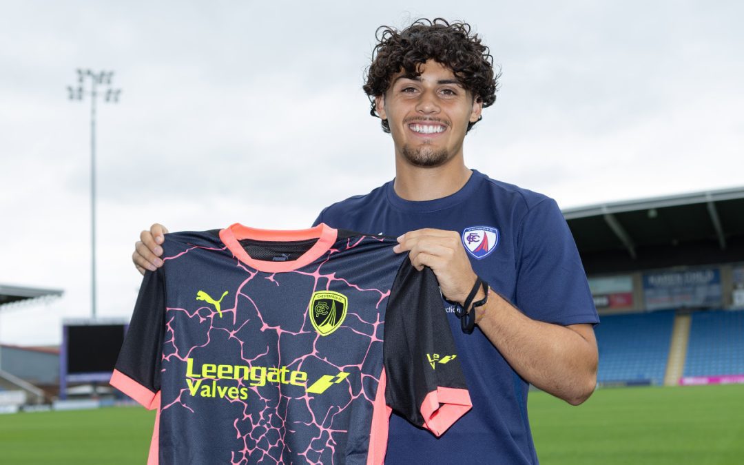 Defender signs on loan from Premier League club